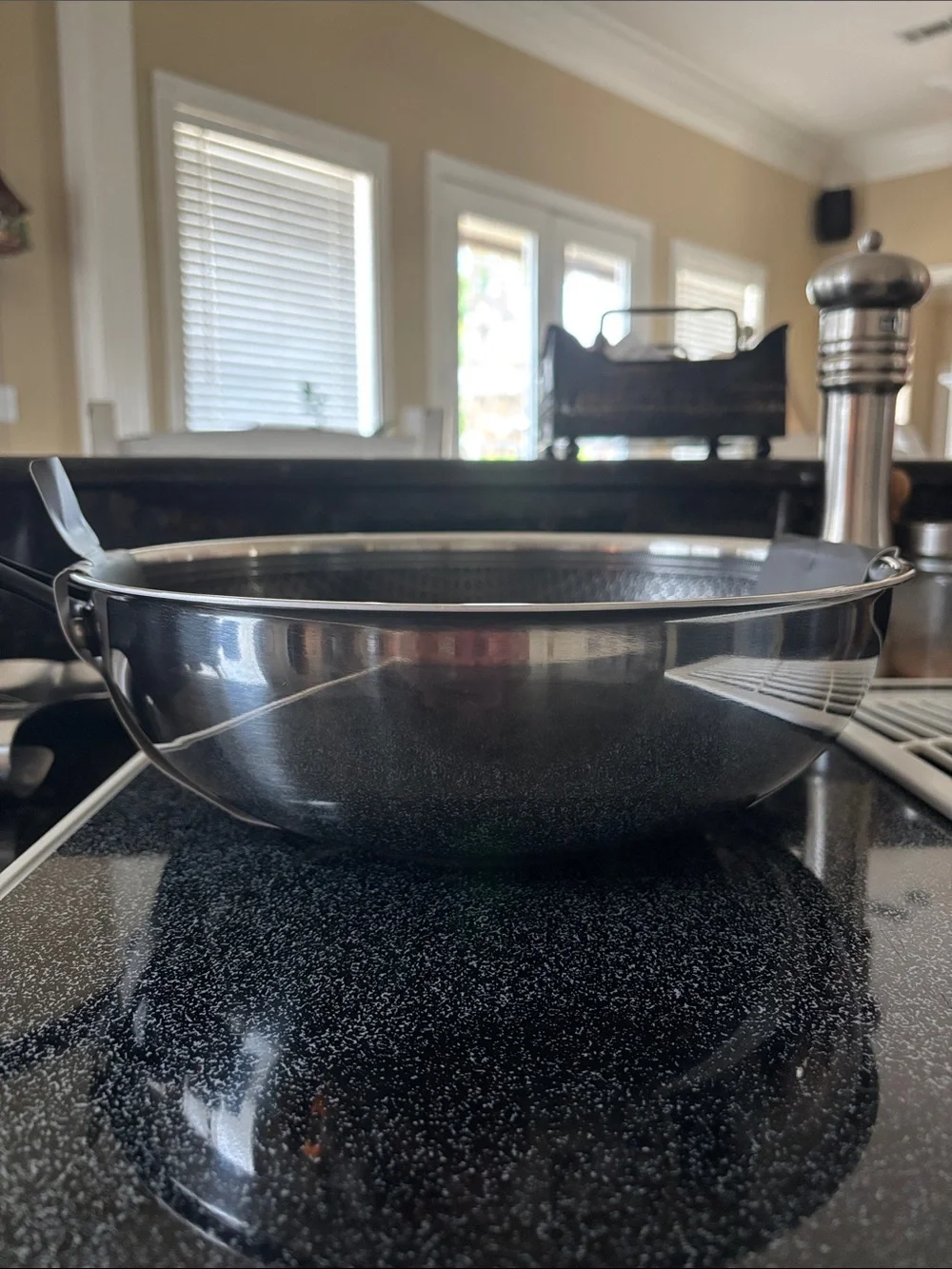 New!  Sharper Image 11” Black Tri-Ply Non-Stick Wok/Frying Pan